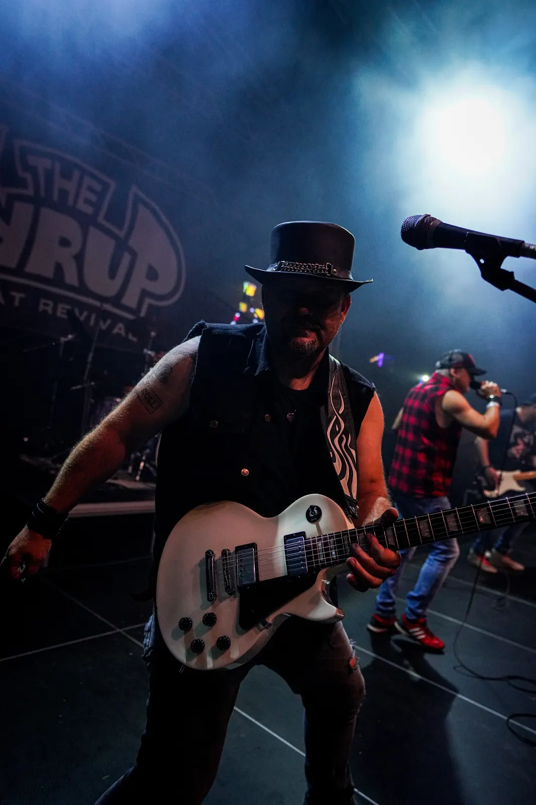 Rocker s kytarou